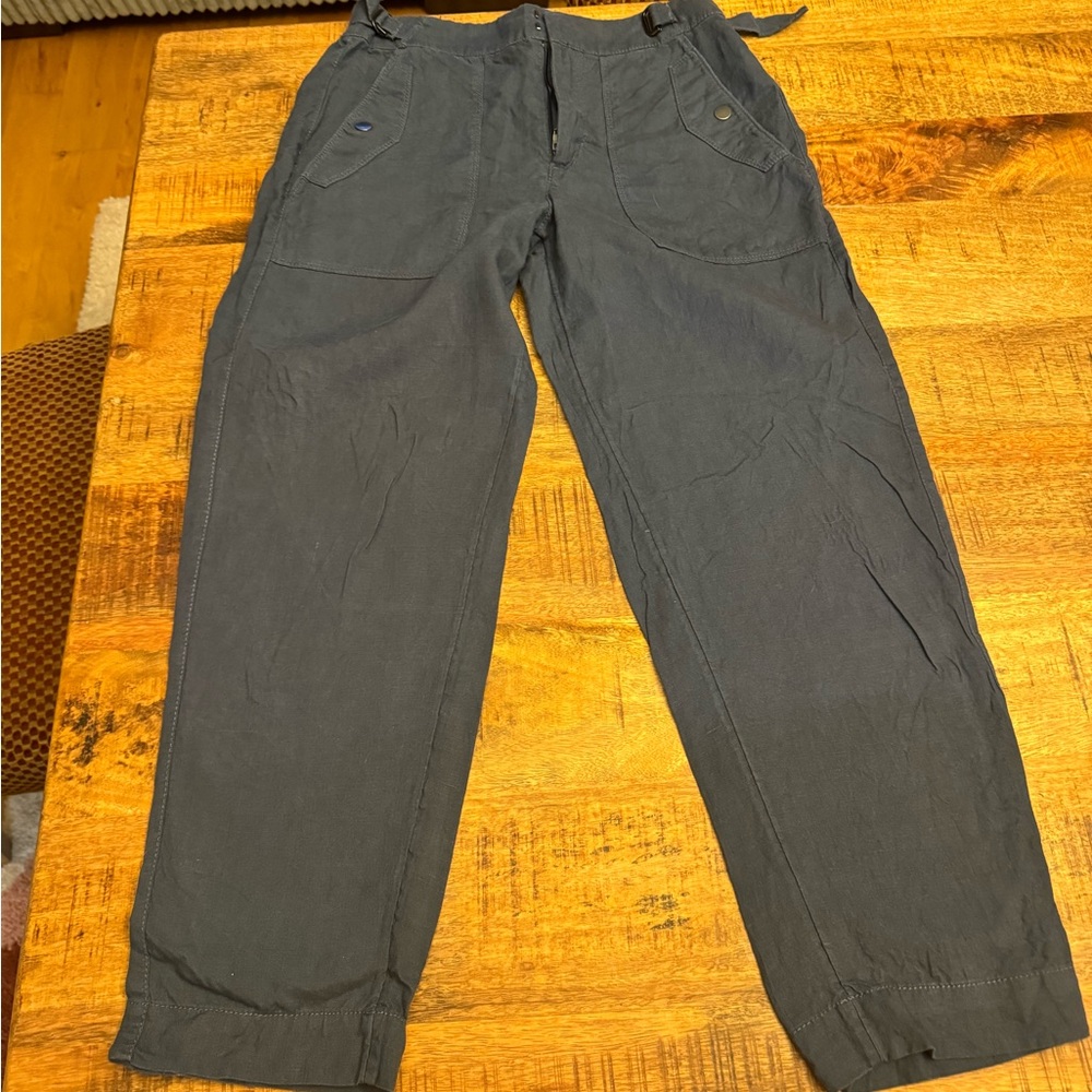 Athleta Women’s linen Cargo Pants